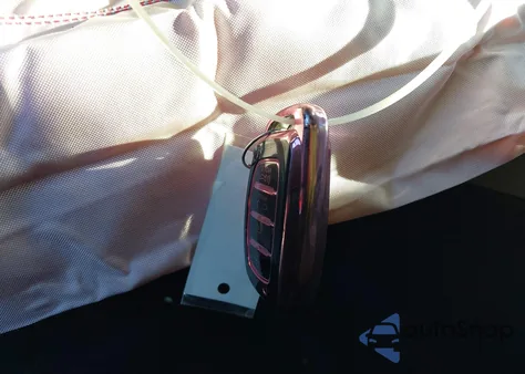 2020 Hyundai Elantra Value Edition z USA, uszkodzony, nr VIN 5NPD84LF9LH519041